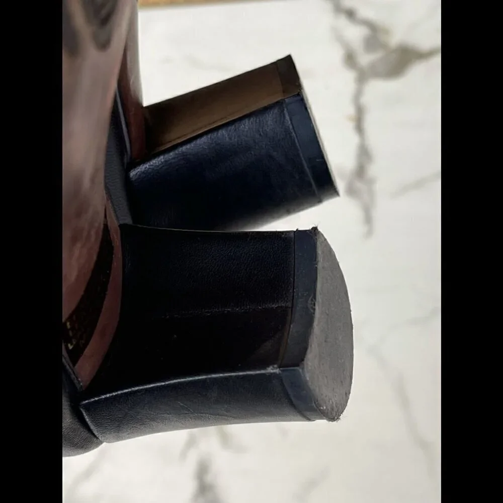 AGL Black Leather Cap Toe Booties 36